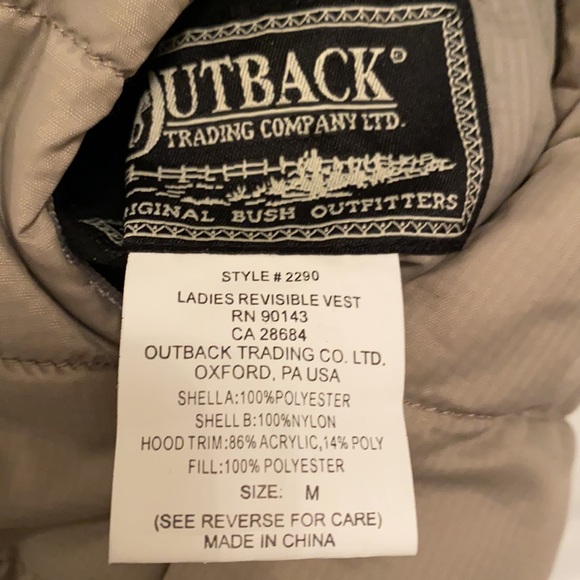 Outback reversible vest size Med - Picture 10 of 10